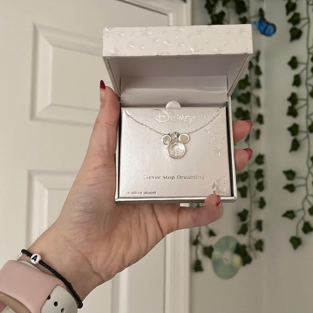 Mickey Mouse, Disney necklace, never stop dreaming